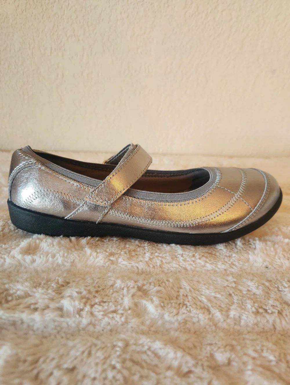 Hush Puppies Reese Mary Jane (Child/Big Kid) Pewter/Metallic Silver